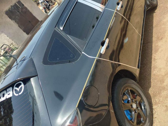 Mazda 3, Voitures, Conakry