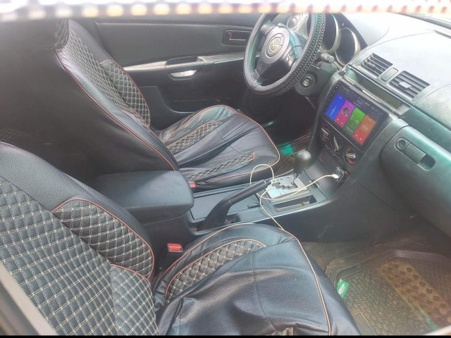 Mazda 3, Voitures, Conakry