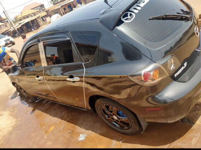 Mazda 3, Voitures, Conakry
