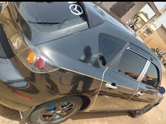 Mazda 3, Voitures, Conakry