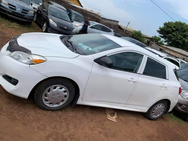Toyota Matrix, Voitures, Conakry