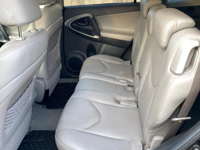 Toyota RAV4, Voitures, Conakry