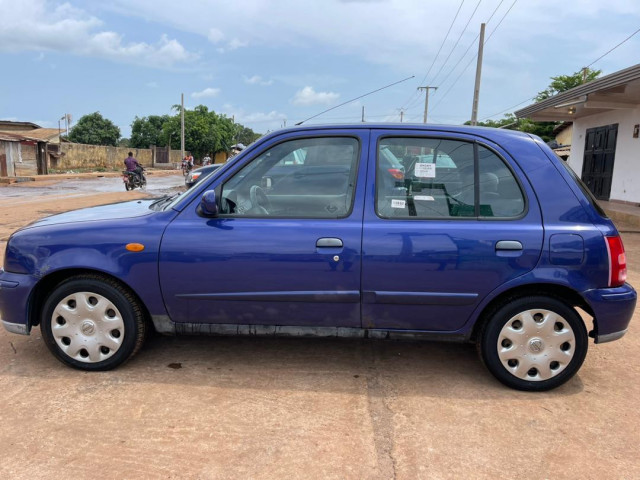 Nissan Micra, Voitures, Conakry