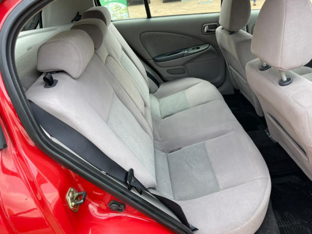 Nissan Almera, Voitures, Conakry