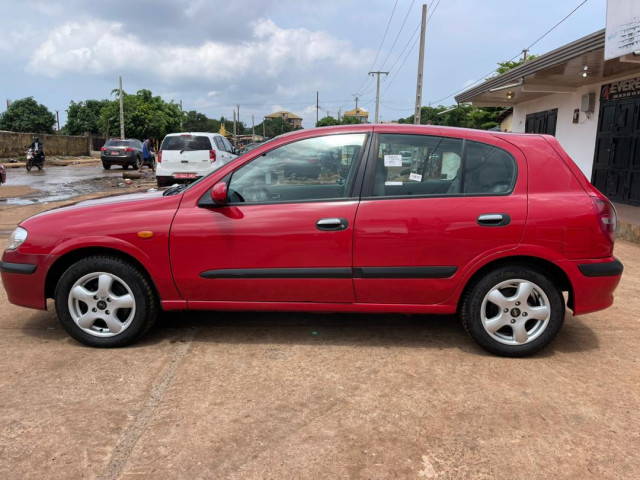 Nissan Almera, Voitures, Conakry