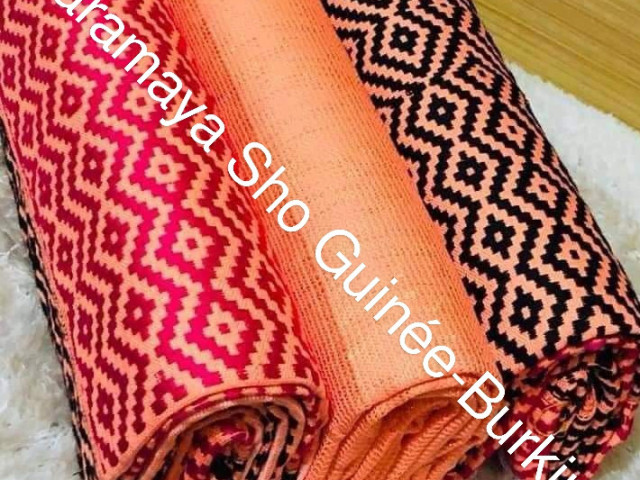 Pagne Danfani, Vêtements, Conakry