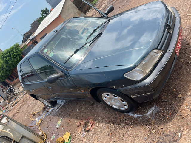 Peugeot 306, Voitures, Conakry