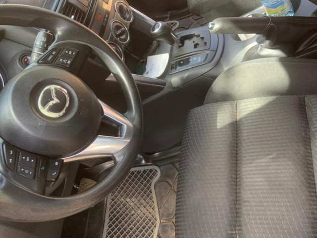 Mazda CX-5, Voitures, Conakry