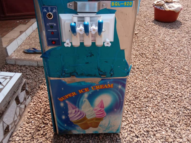 Machine à Crème Glacée Sabu's, Équipement de Restauration, Conakry