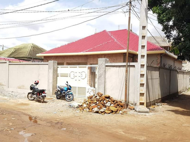 Maison à Sonfonia, Maisons, Conakry