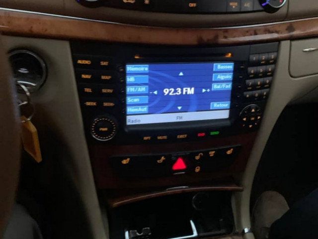 Mercedes-Benz Classe E, Voitures, Conakry