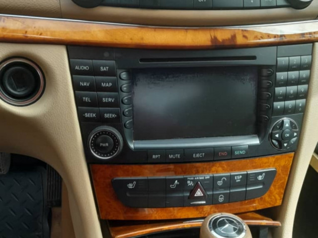 Mercedes-Benz Classe E, Voitures, Conakry