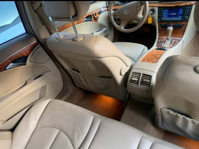 Mercedes-Benz Classe E, Voitures, Conakry
