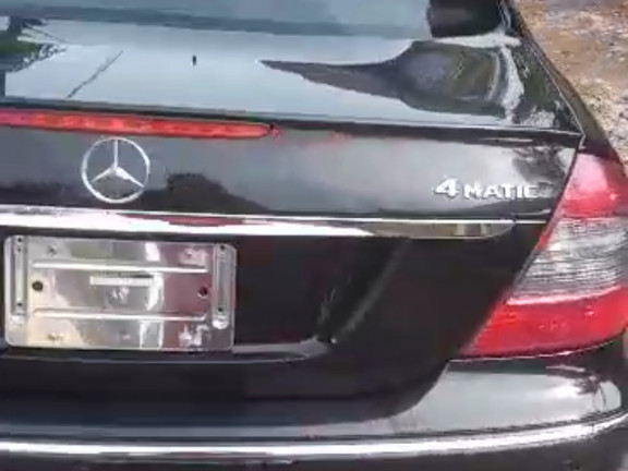 Mercedes-Benz Classe E, Voitures, Conakry