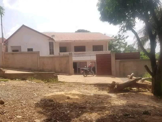 Bâtiment à Lansanaya, Maisons, Conakry
