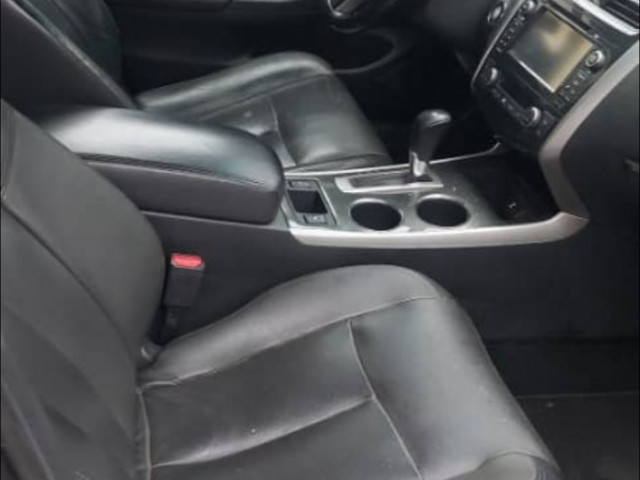 Nissan Altima, Voitures, Conakry