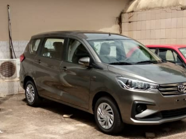 Toyota Rush, Voitures, Conakry
