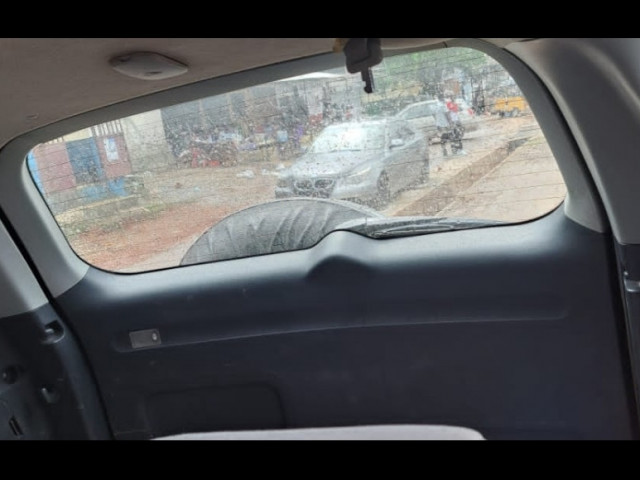 Toyota RAV4, Voitures, Conakry