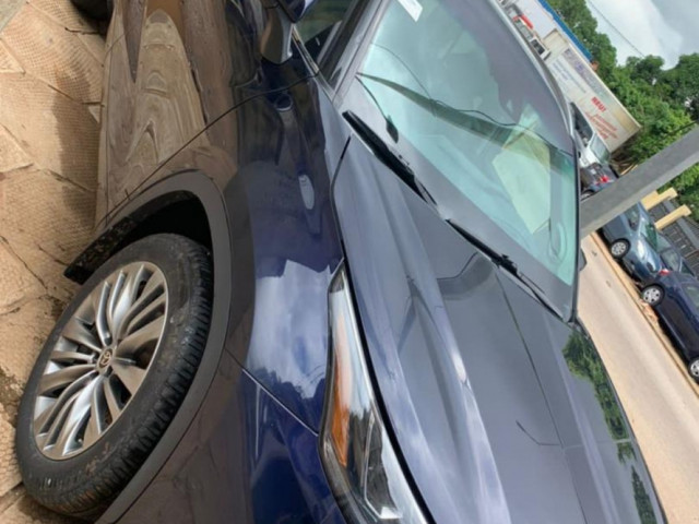Toyota RAV4, Voitures, Conakry