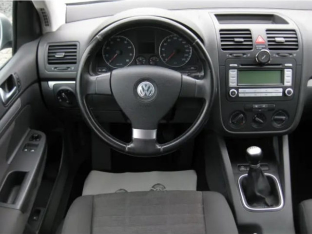 Volkswagen Golf, Voitures, Conakry