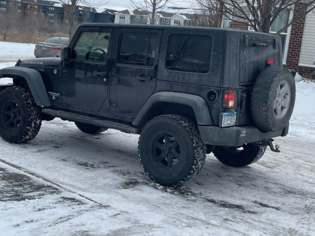 Jeep Wrangler, Voitures, Conakry