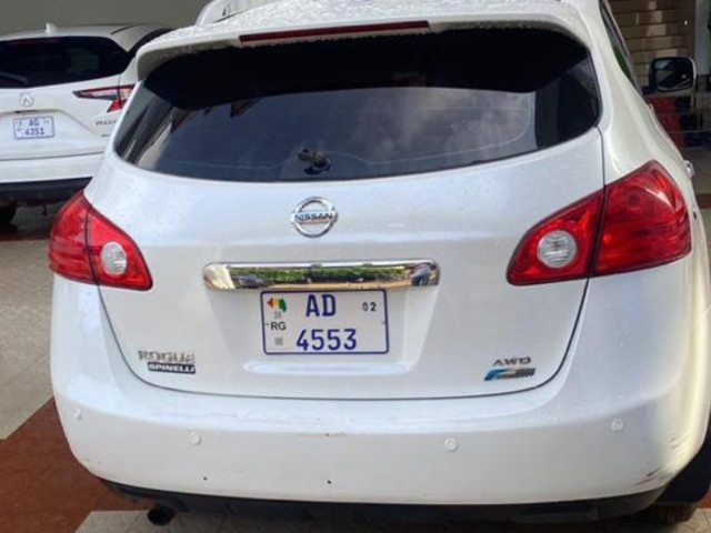 Nissan Rogue, Voitures, Conakry