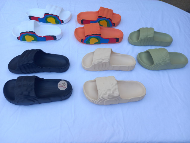 Différents Chaussons, Chaussures, Conakry