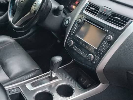 Nissan Altima, Voitures, Conakry