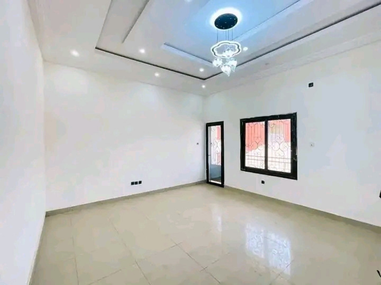 Maison à Lambanyi, Maisons, Conakry