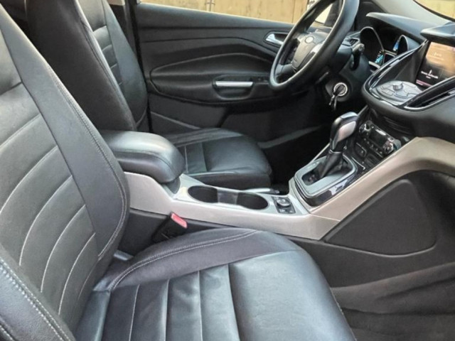 Ford Escape, Voitures, Conakry