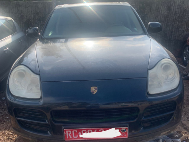 Porsche Cayenne, Voitures, Conakry