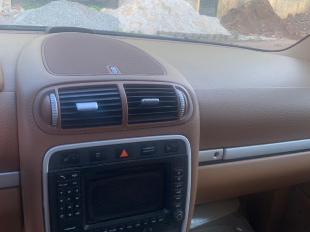 Porsche Cayenne, Voitures, Conakry