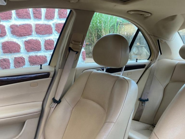 Mercedes-Benz Classe C, Voitures, Conakry