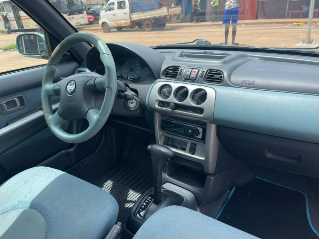 Nissan Micra, Voitures, Conakry