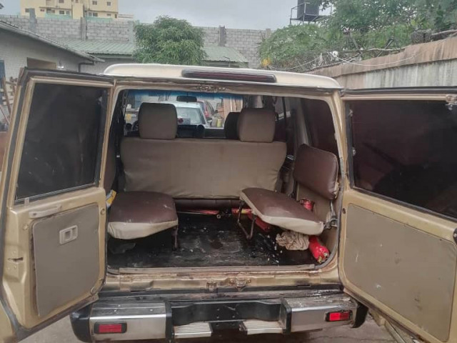 Toyota Land Cruiser, Voitures, Conakry