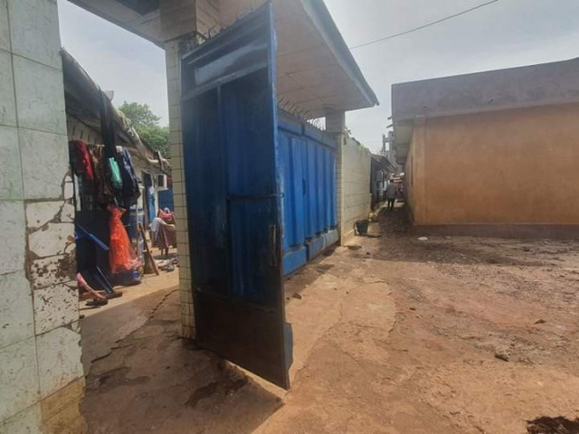 Maison à Koloma, Maisons, Conakry