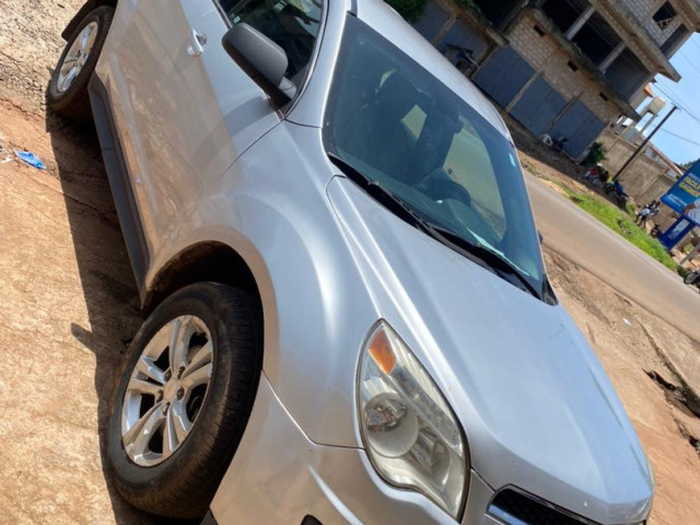 Chevrolet Equinox, Voitures, Conakry