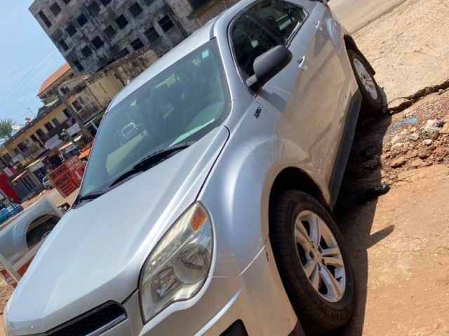 Chevrolet Equinox, Voitures, Conakry