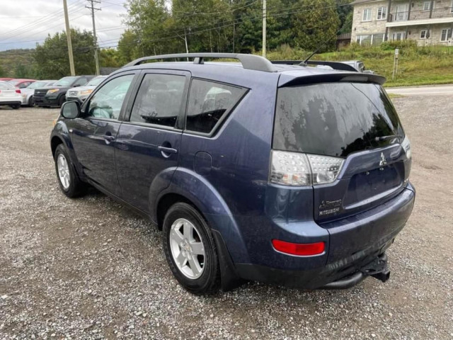 Mitsubishi Outlander, Voitures, Conakry