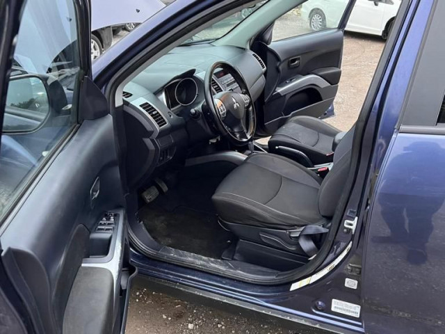 Mitsubishi Outlander, Voitures, Conakry