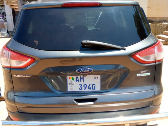 Ford Escape, Voitures, Conakry