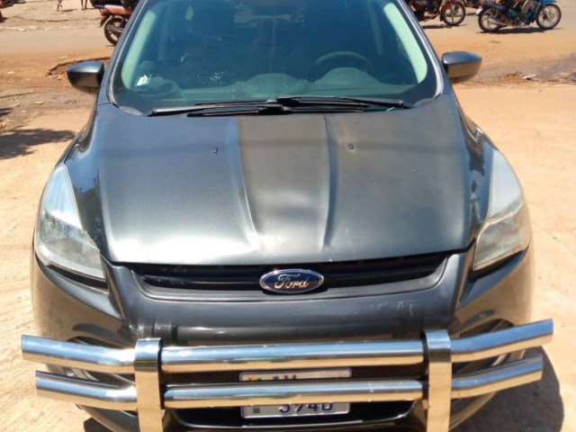 Ford Escape, Voitures, Conakry