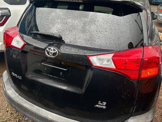Toyota RAV4, Voitures, Conakry
