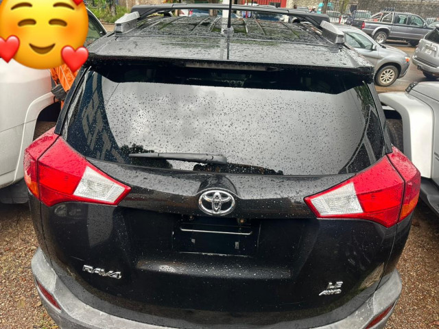 Toyota RAV4, Voitures, Conakry
