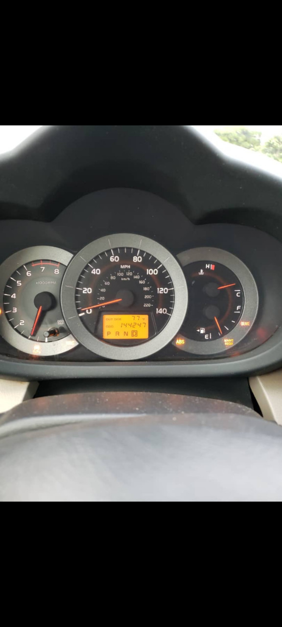 Toyota RAV4, Voitures, Conakry