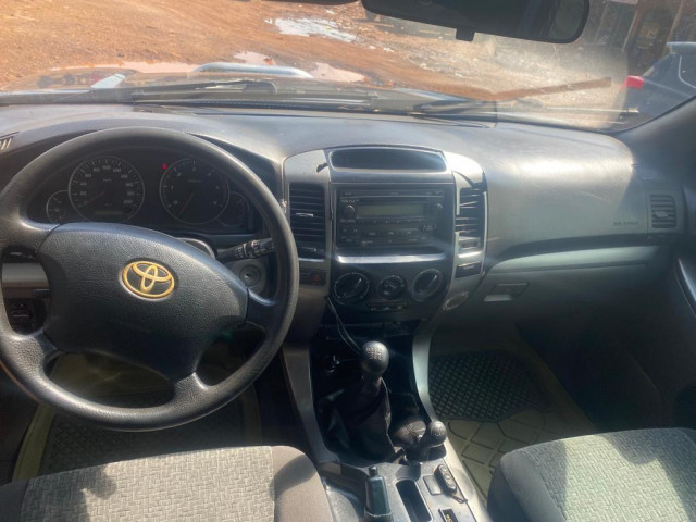 Toyota Land Cruiser, Voitures, Conakry