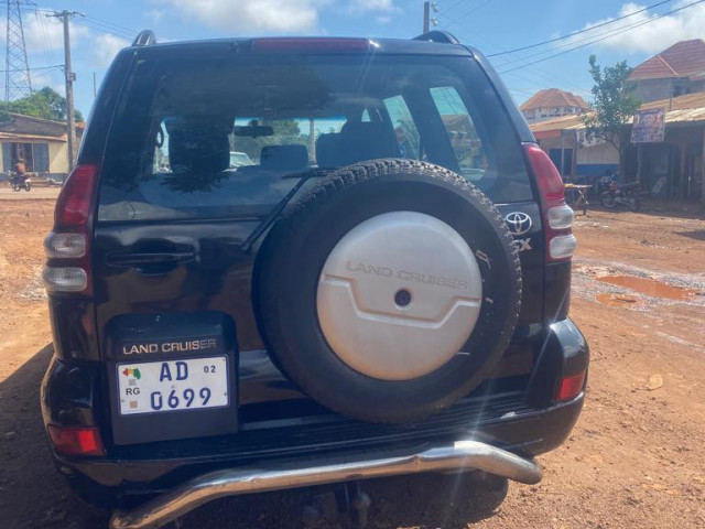 Toyota Land Cruiser, Voitures, Conakry