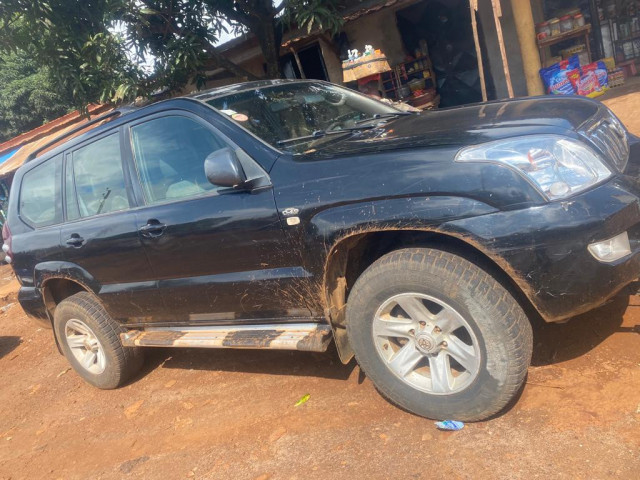 Toyota Land Cruiser, Voitures, Conakry