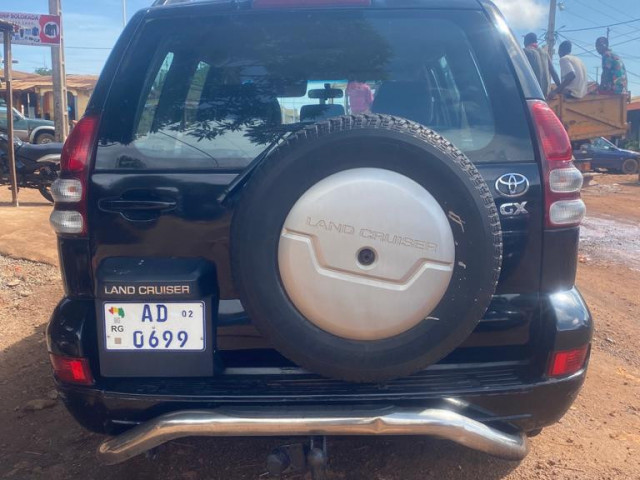 Toyota Land Cruiser, Voitures, Conakry