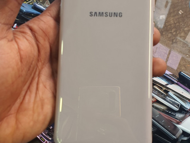 Samsung S10 5G 256Gb, Téléphones Mobiles, Conakry